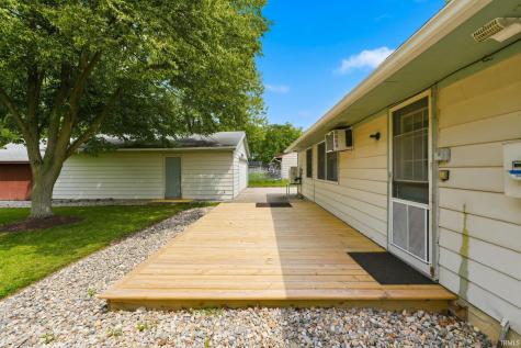 2005 Lathrop Drive Fort Wayne IN 46808