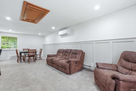 2005 Lathrop Drive Fort Wayne IN 46808