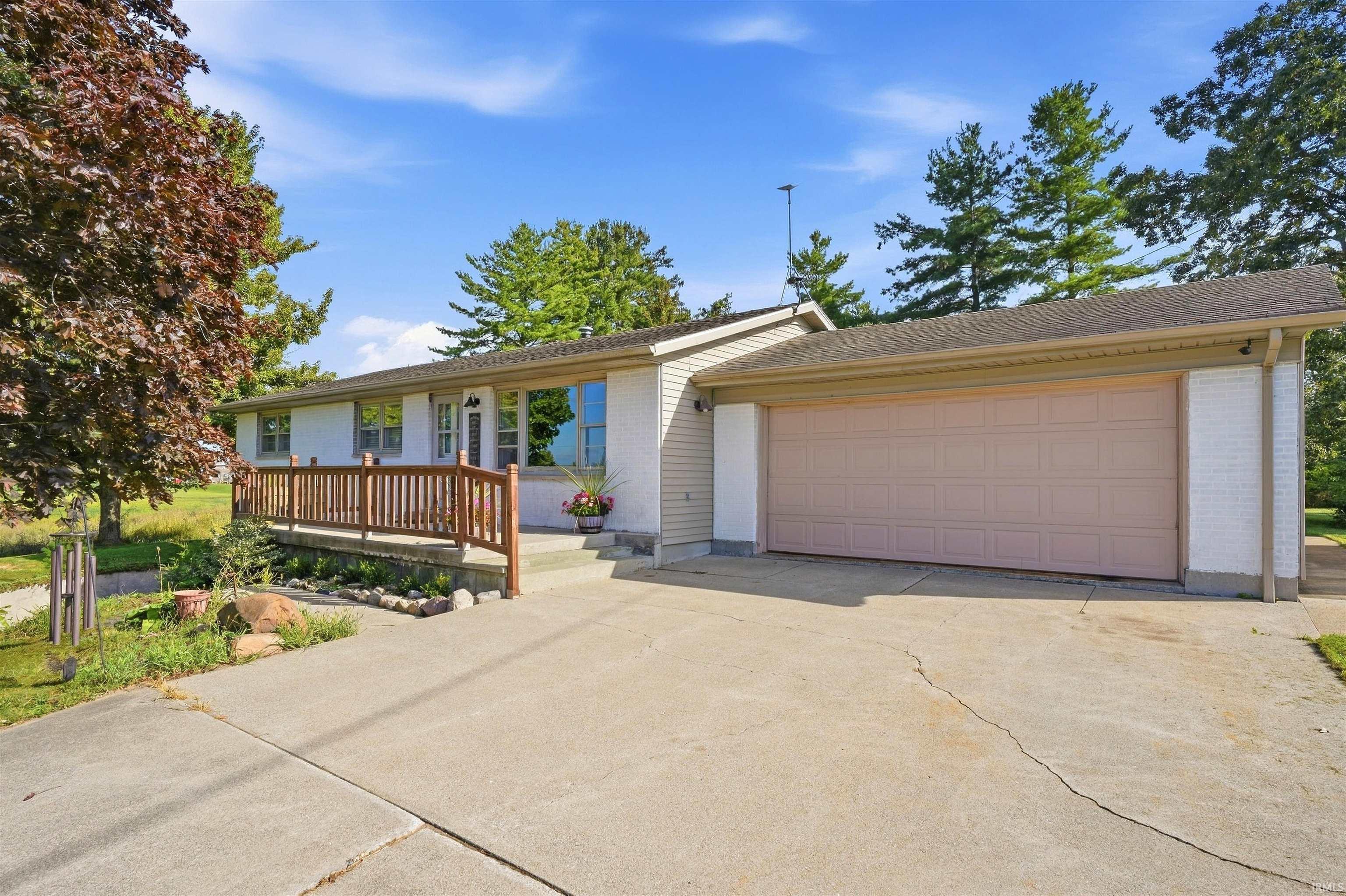 4356 County Road 60 Auburn IN 46706