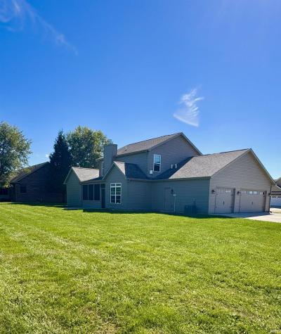 112 Fairway East Drive Attica IN 47918