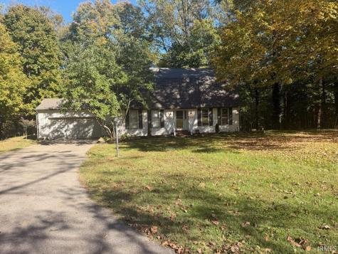 3198 N Delaware Drive Vincennes IN 47591