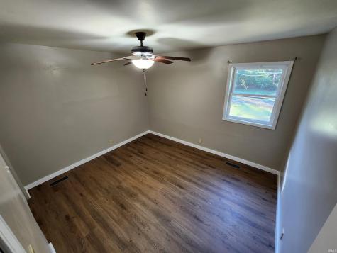 2121 W Thomas Drive Muncie IN 47302