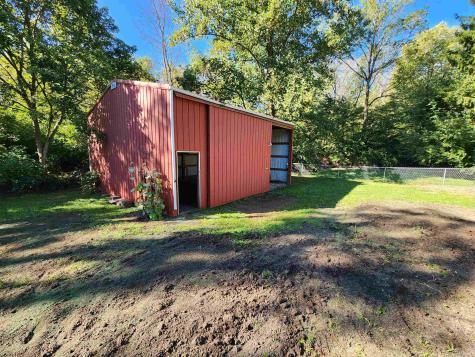 2121 W Thomas Drive Muncie IN 47302