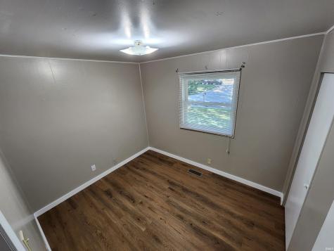 2121 W Thomas Drive Muncie IN 47302