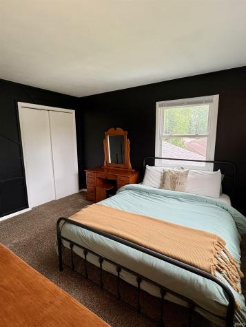 7104 S Hibiscus Drive Muncie IN 47302