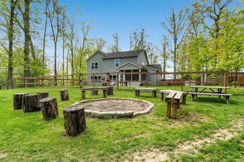 1004 Hathaway Road Fort Wayne IN 46845