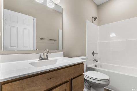 2127 Deepwater Loop Monticello IN 47960