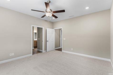 2127 Deepwater Loop Monticello IN 47960