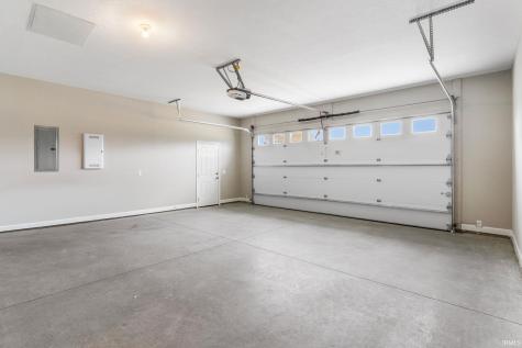 2127 Deepwater Loop Monticello IN 47960