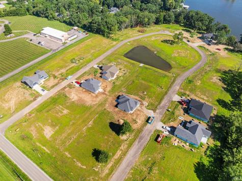 2127 Deepwater Loop Monticello IN 47960