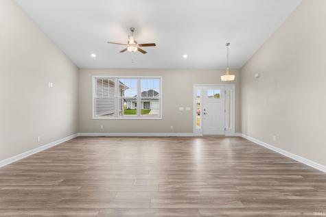 2127 Deepwater Loop Monticello IN 47960