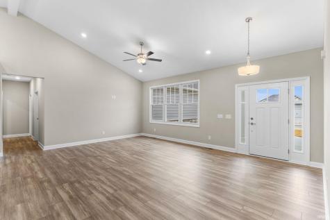 2127 Deepwater Loop Monticello IN 47960