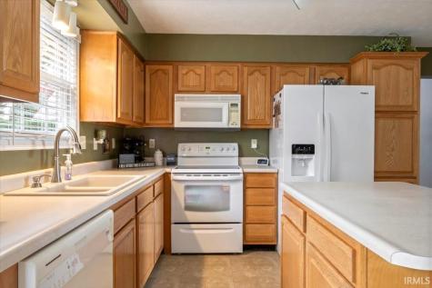 531 Lissaaron Drive Winchester IN 47394