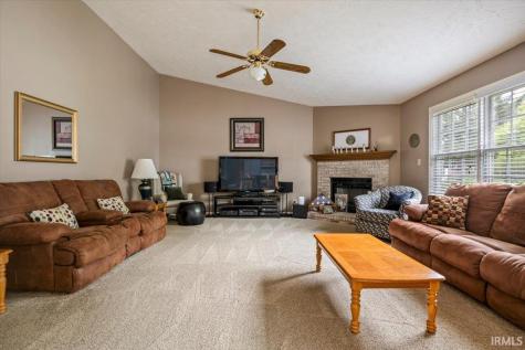 531 Lissaaron Drive Winchester IN 47394