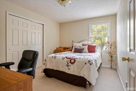 531 Lissaaron Drive Winchester IN 47394