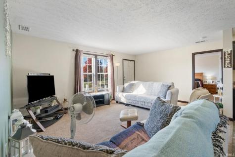 4222 N Lighthouse Drive Warsaw IN 46582