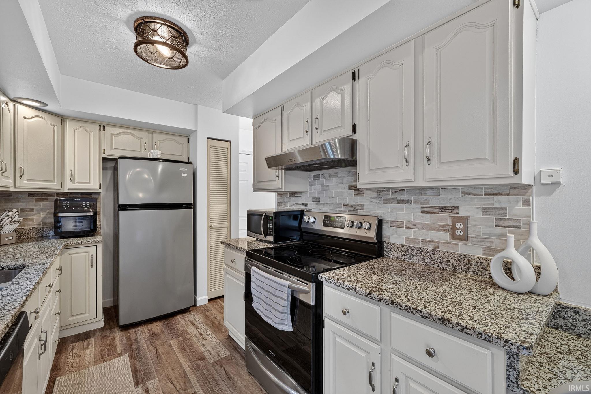 12222 N Timberline Trace Granger IN 46530