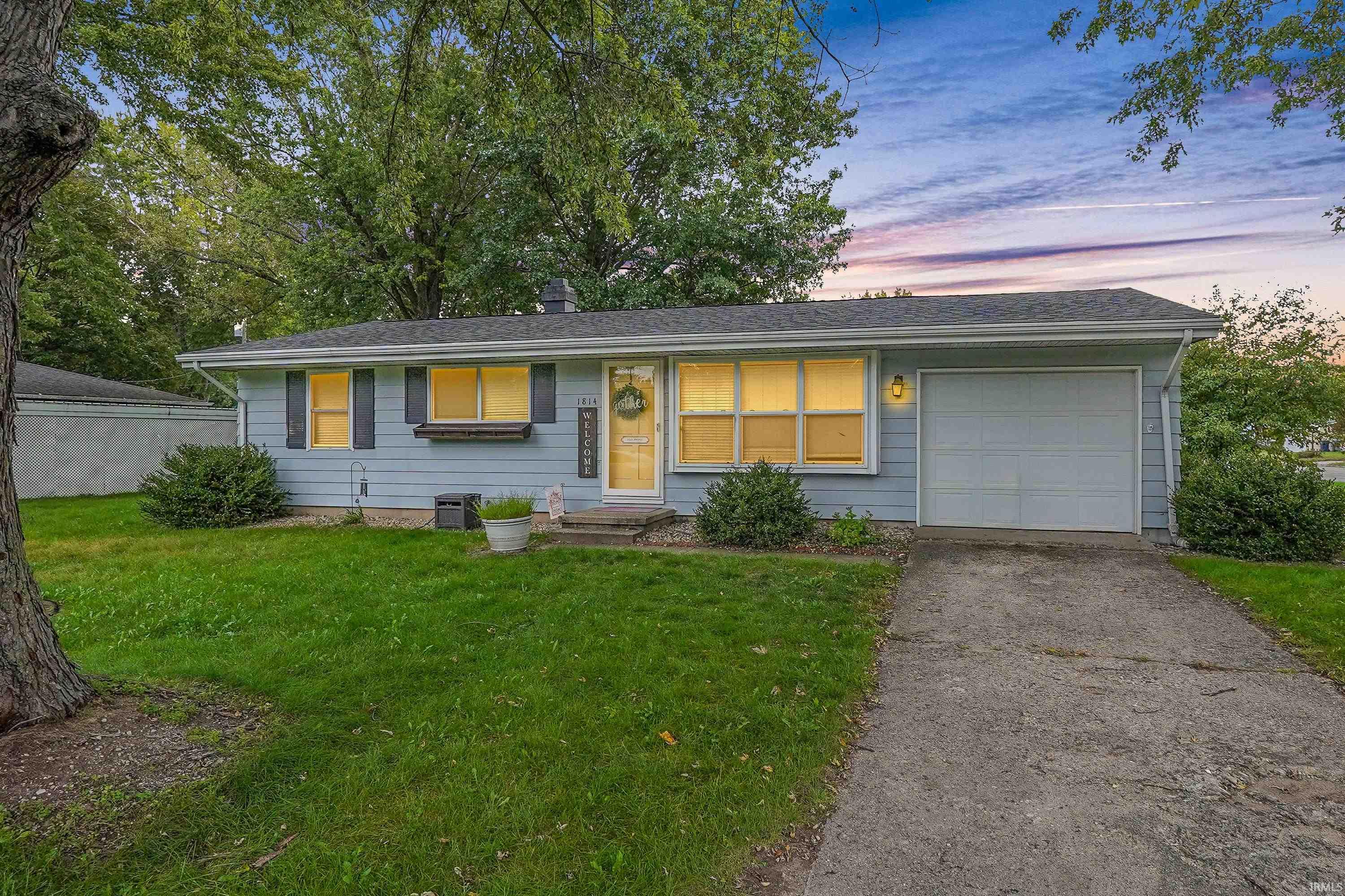 1814 Cambridge Drive Warsaw IN 46580