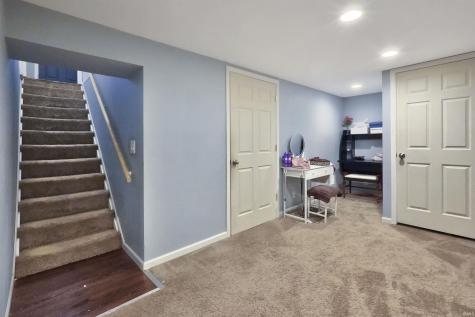 1814 Cambridge Drive Warsaw IN 46580