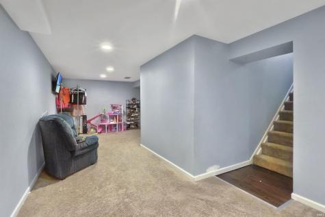 1814 Cambridge Drive Warsaw IN 46580