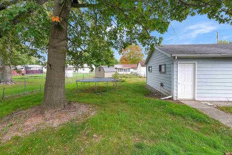 1814 Cambridge Drive Warsaw IN 46580