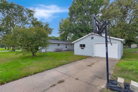 1814 Cambridge Drive Warsaw IN 46580