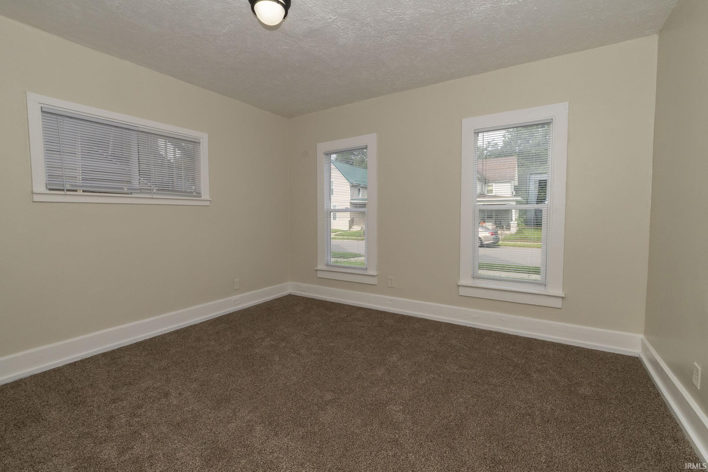 922 Monroe Street Elkhart IN 46516