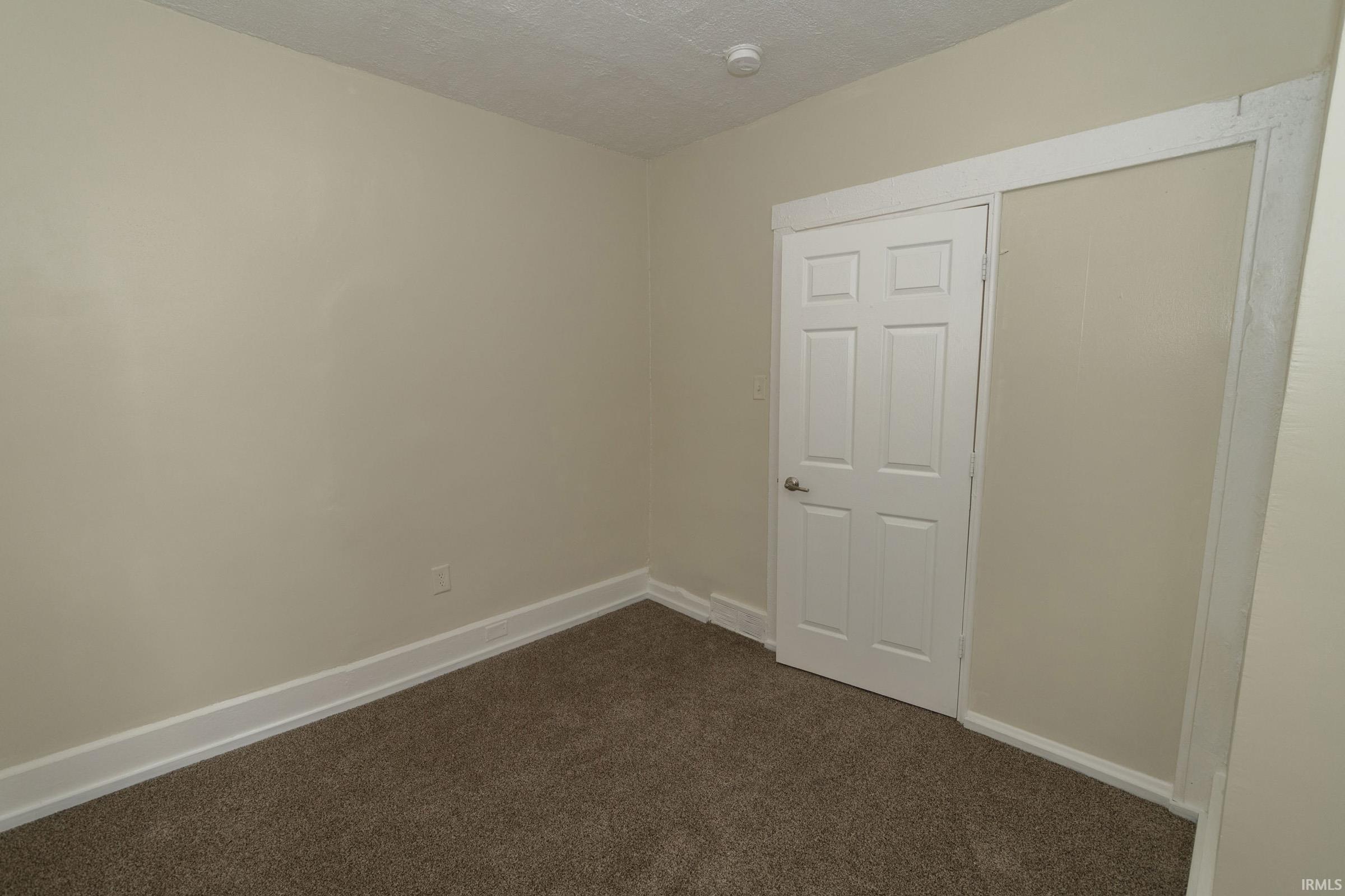 922 Monroe Street Elkhart IN 46516