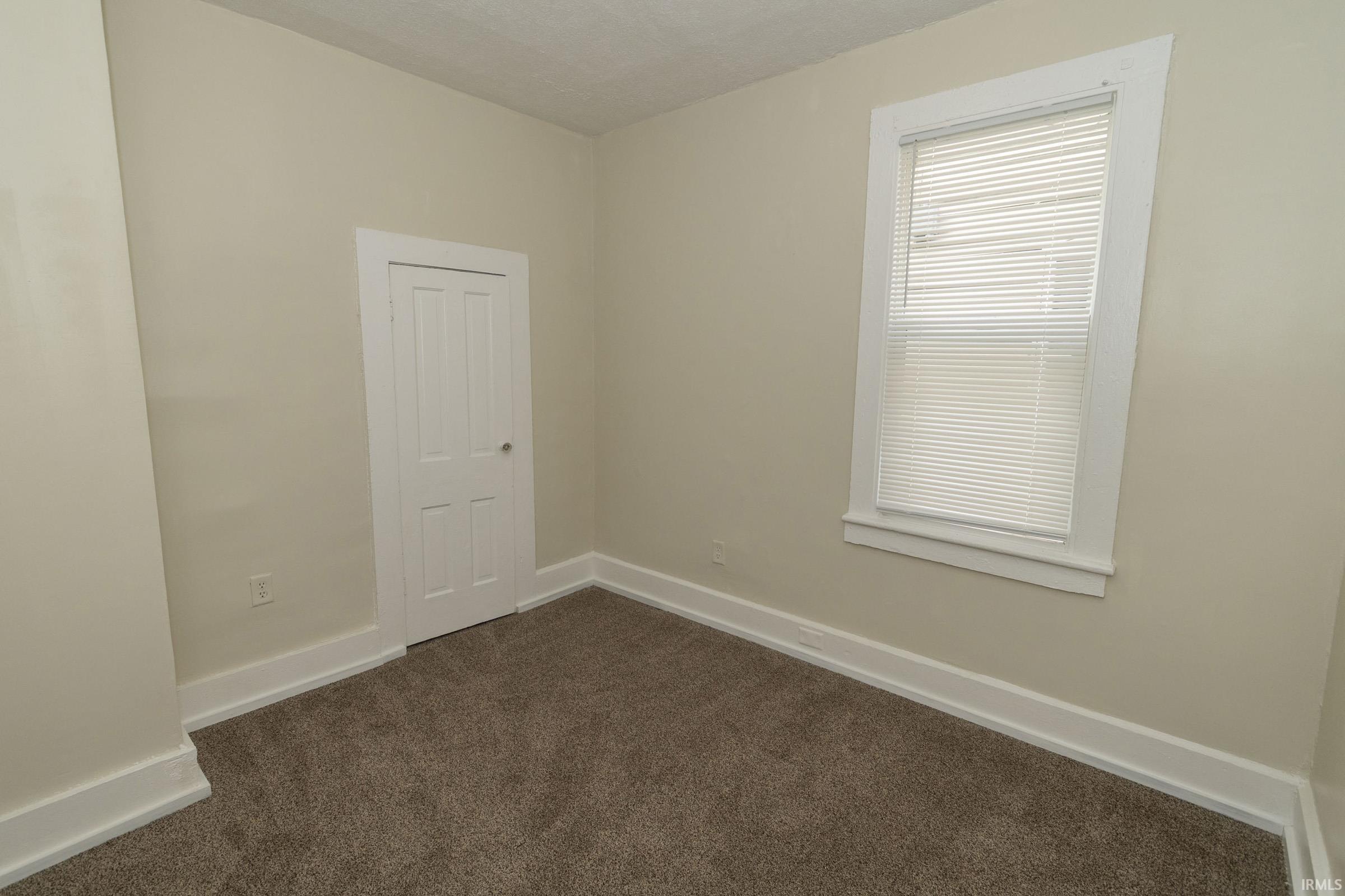 922 Monroe Street Elkhart IN 46516