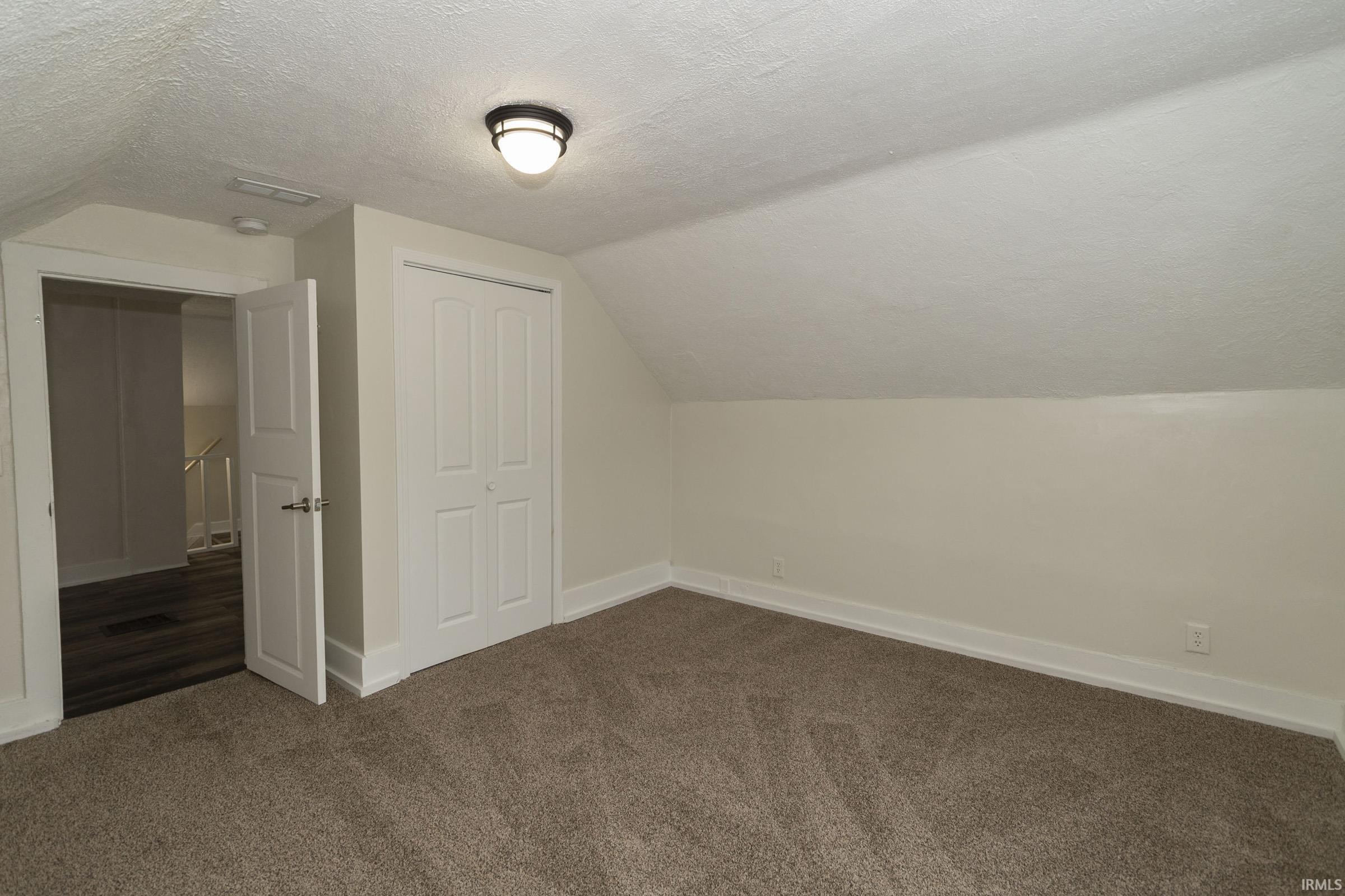 922 Monroe Street Elkhart IN 46516