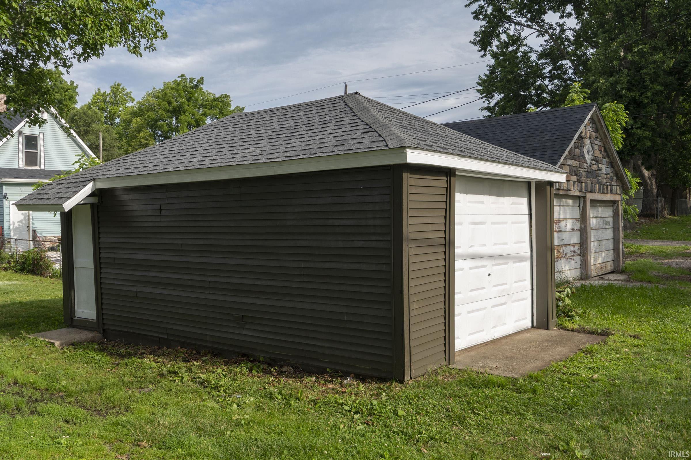 922 Monroe Street Elkhart IN 46516