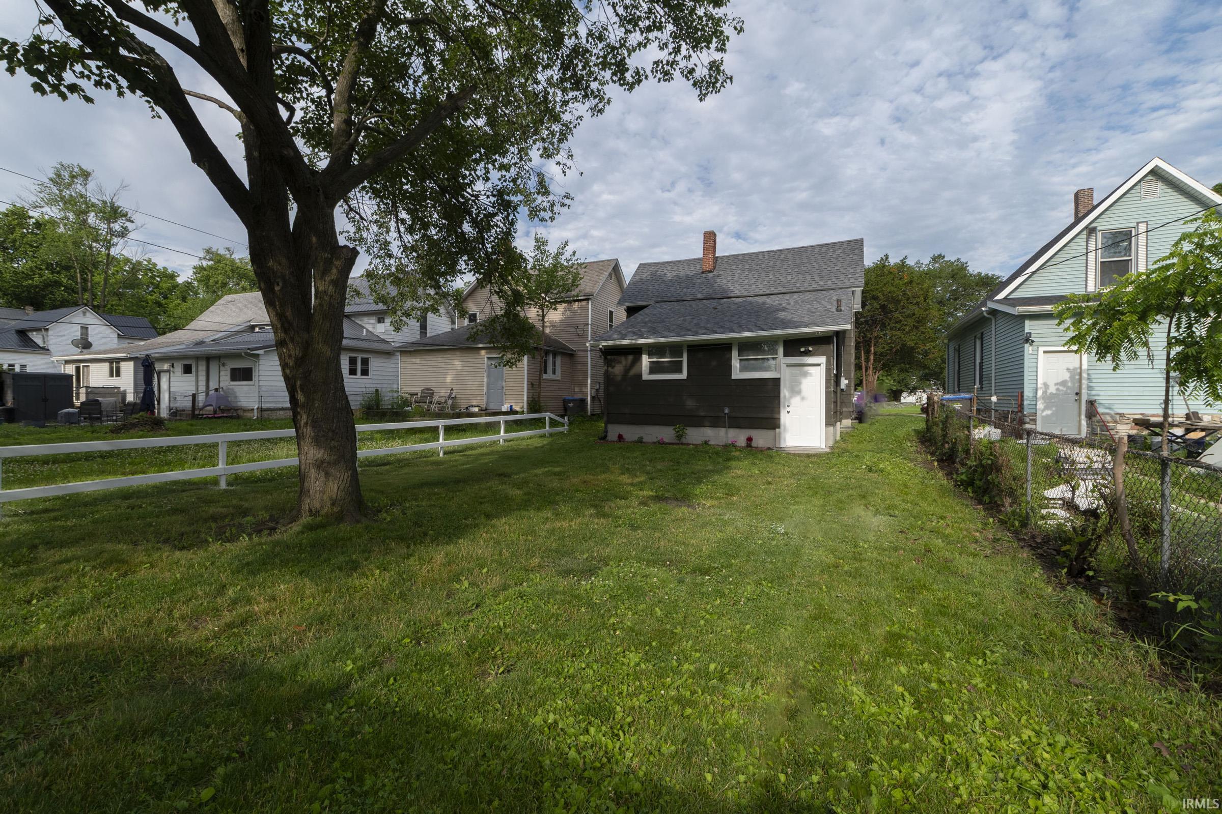 922 Monroe Street Elkhart IN 46516