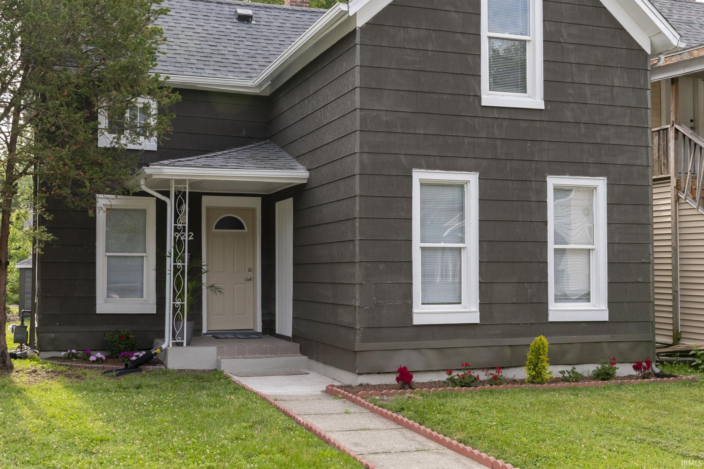 922 Monroe Street Elkhart IN 46516