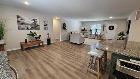 4727 White Spruce Lane Evansville IN 47725