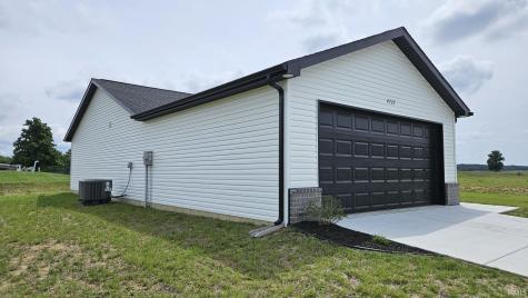 4727 White Spruce Lane Evansville IN 47725