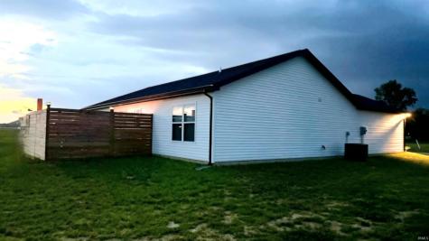 4727 White Spruce Lane Evansville IN 47725