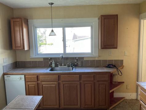 524 E Kickapoo Hartford City IN 47348
