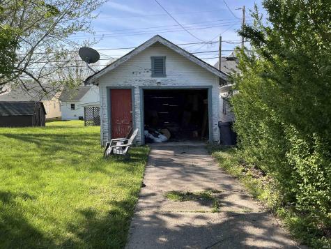 524 E Kickapoo Hartford City IN 47348