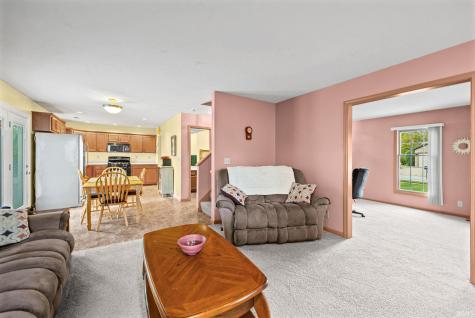 1922 Bayberry Lane West Lafayette IN 47906