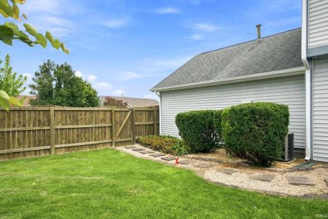 1922 Bayberry Lane West Lafayette IN 47906