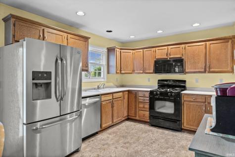 1922 Bayberry Lane West Lafayette IN 47906