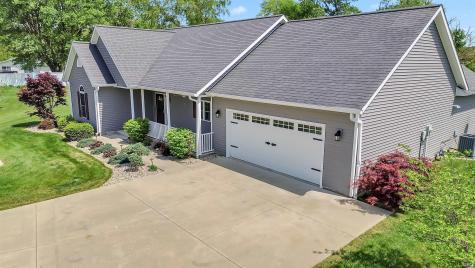3901 W Geranium Lane Bloomington IN 47404