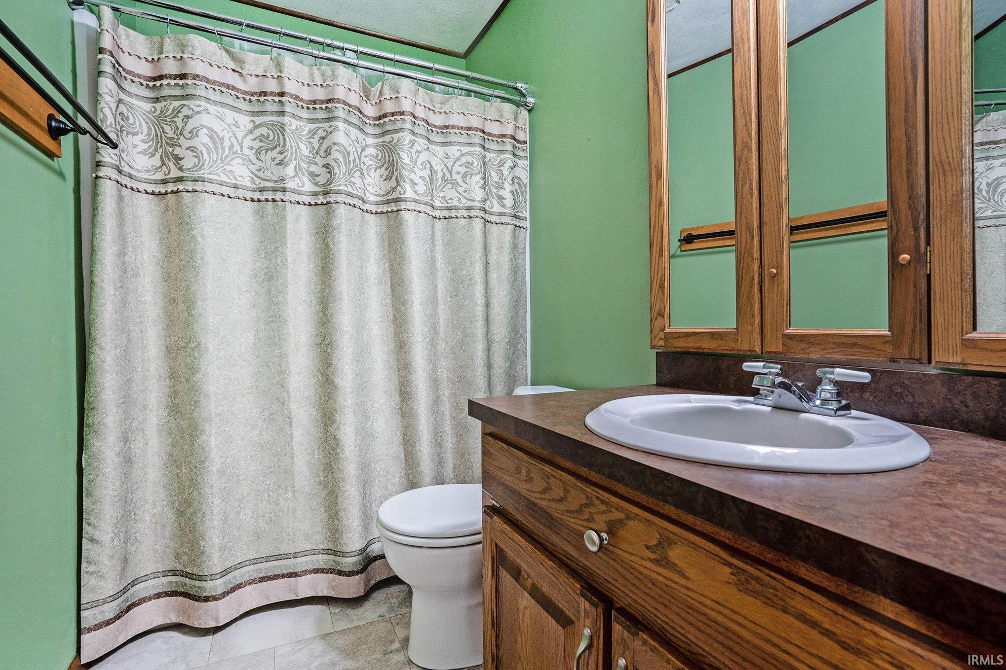 510 Crystal Valley Drive Middlebury IN 46540