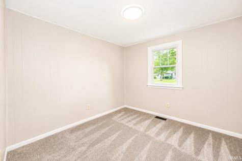 1918 Klug Drive Fort Wayne IN 46818