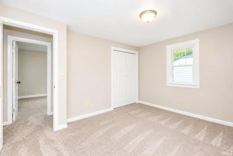1918 Klug Drive Fort Wayne IN 46818