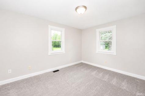 1918 Klug Drive Fort Wayne IN 46818