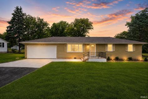 1918 Klug Drive Fort Wayne IN 46818