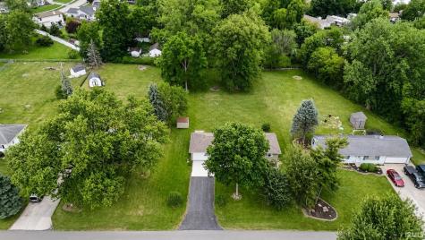 1918 Klug Drive Fort Wayne IN 46818