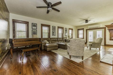 7201 E Windsor Road Selma IN 47383