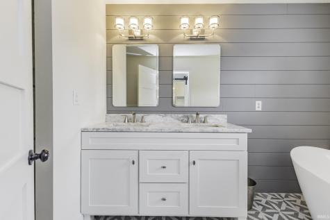 7201 E Windsor Road Selma IN 47383
